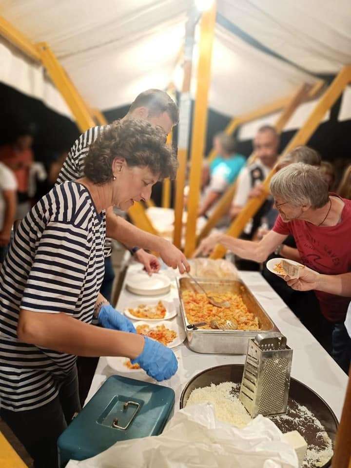 GASTRO VEČER - FEŠTA OD MAKARUNOV - DEBELJAK - 