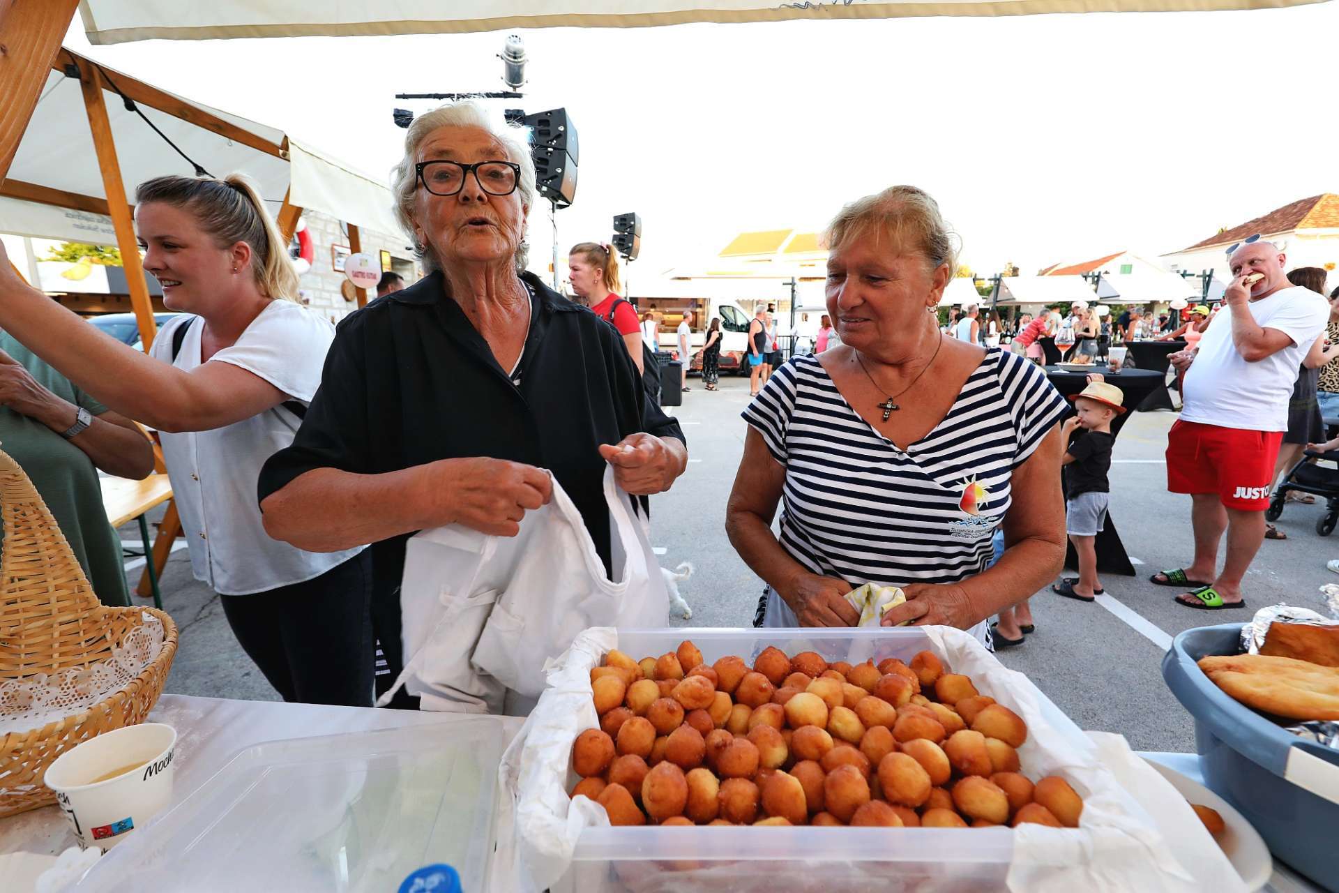 PROSCIUTTO & WINE  FEST-image-833