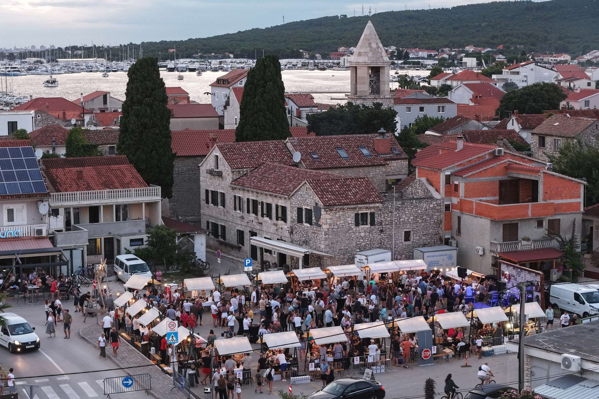 FESTIVAL PRŠUTA I VINA 2025-image-2054