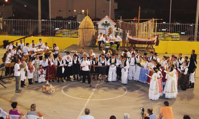 folklor evening